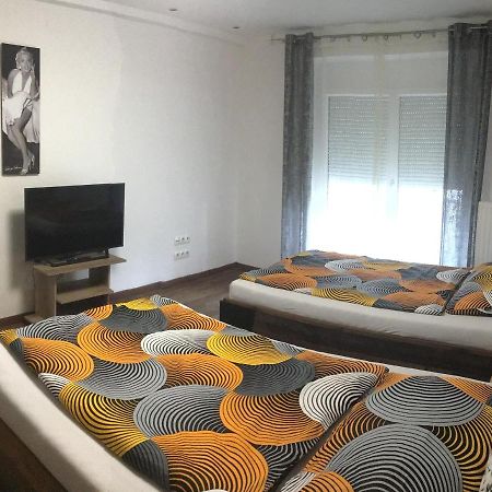 Nina Apartment 비너노이슈타트 외부 사진