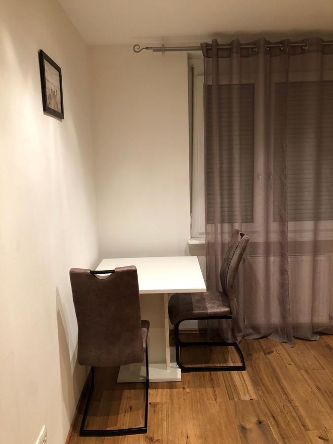 Nina Apartment 비너노이슈타트 외부 사진