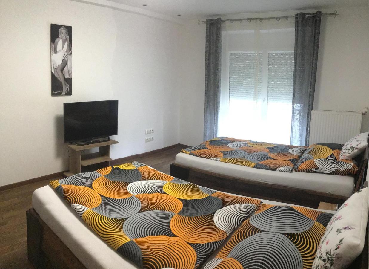 Nina Apartment 비너노이슈타트 외부 사진